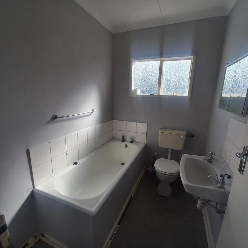 3 Bedroom Property for Sale in Kabega Park Eastern Cape